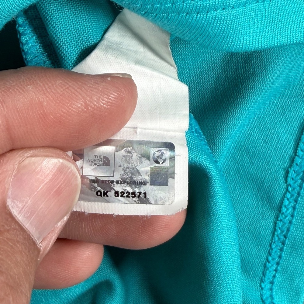 The North Face Reaxion Amp V-Neck T-Shirt Womens L Teal Blue Everyday Comfort - Picture 16 of 16